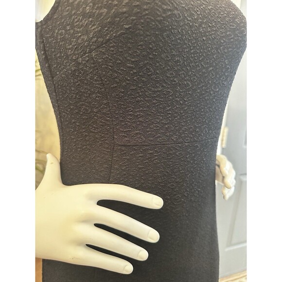 NWT Anne Klein Sleeveless Sheath Dress 8 Black Textured Stretchy‎ Curve Hugging - Picture 5 of 16